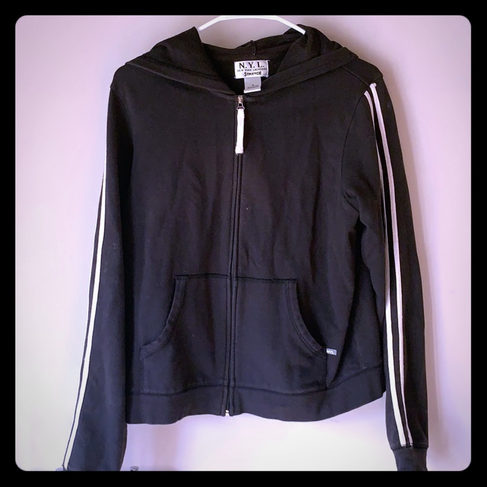 ❤️5/$10 😊 black stretch sweatshirt